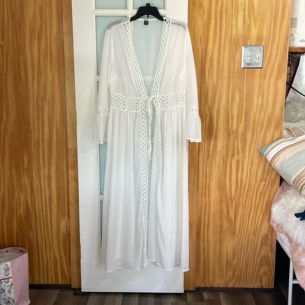 SHEIN see through cover (white)